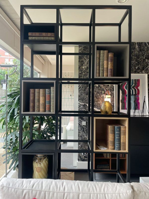 Librería metálica - Imagen 2
